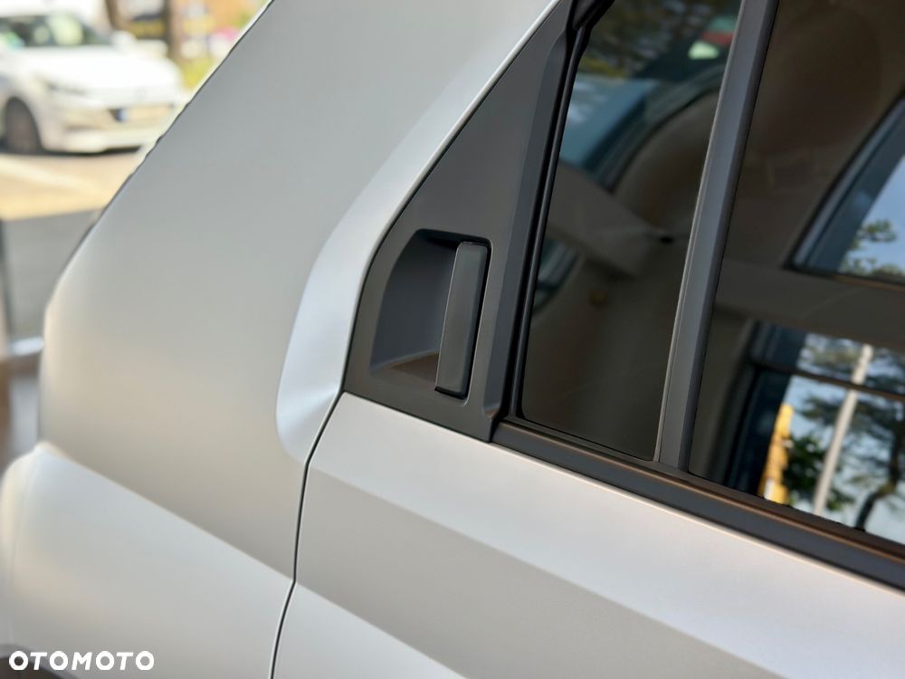 Hyundai Inster 49kWh Cross Smart - 12