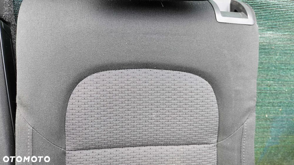 Kanapa Siedzisko Oparcie Welur Podłokietnik Uchwyt Napoje Cupholder Grzane Podgrzewane Skoda Superb II 2 - 19