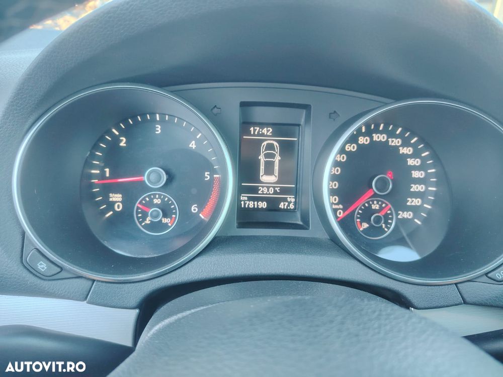 Volkswagen Golf 1.6 TDI DPF Team - 8