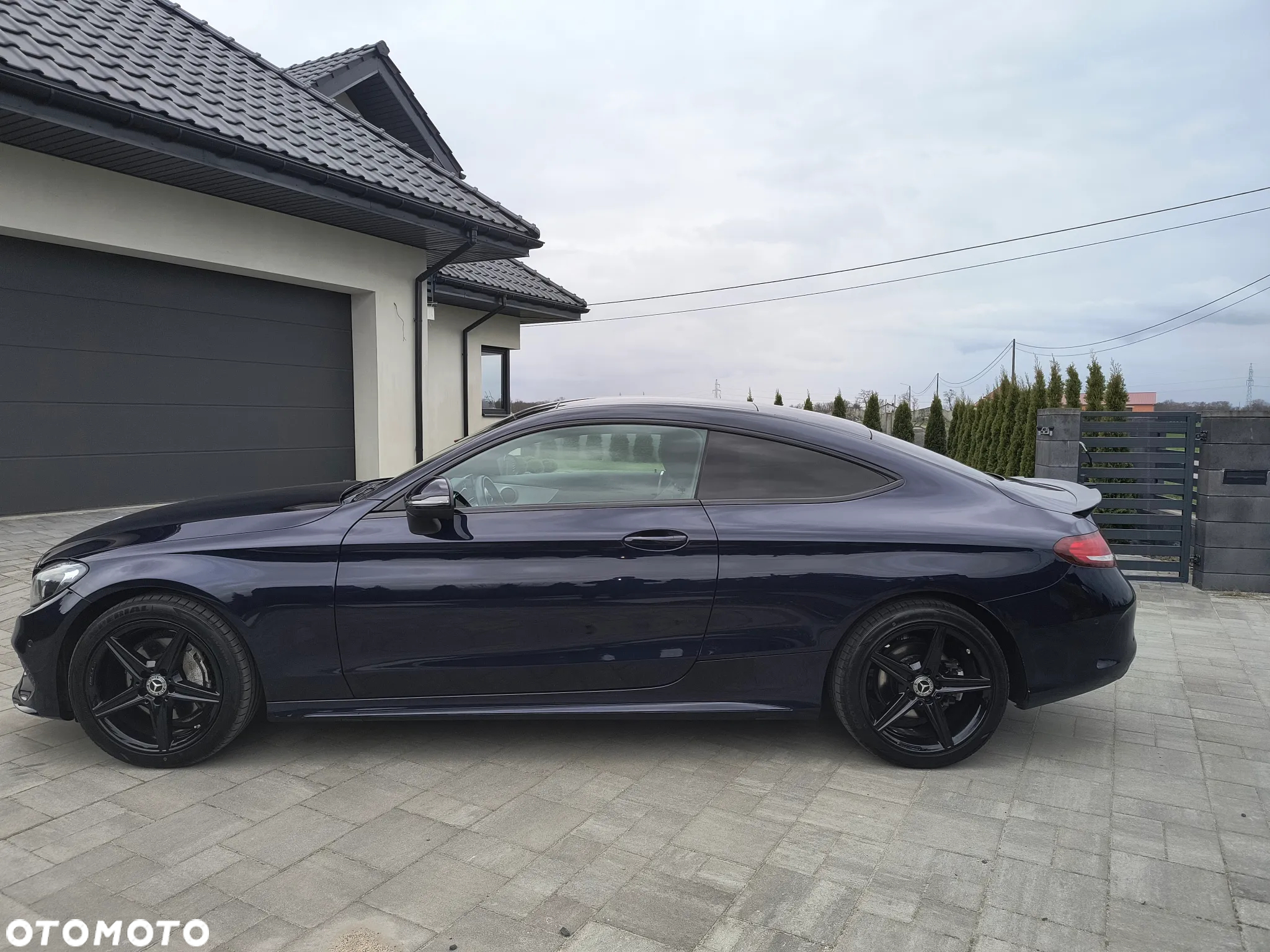 Mercedes-Benz Klasa C 220 d Coupe 9G-TRONIC AMG Line - 7