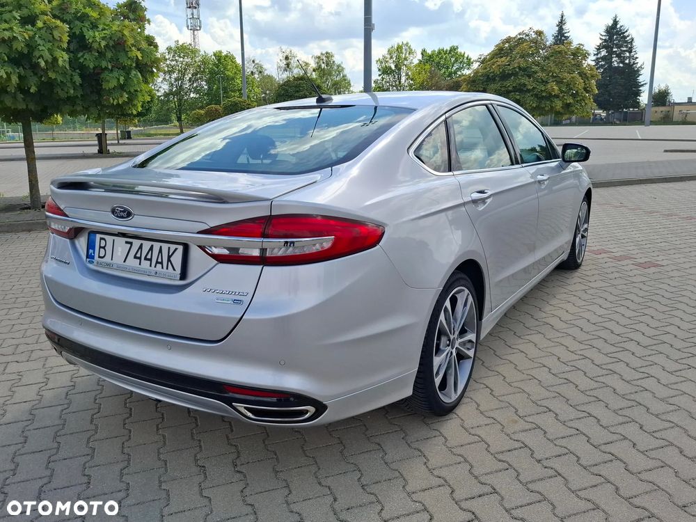 Ford Fusion - 3