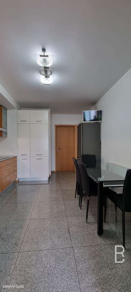 T3 Mobilado | A 5 min do Centro e da UM, em Braga | Entrada Imediata - Grande imagem: 4/18