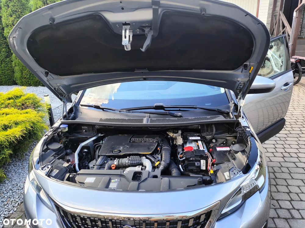 Peugeot 3008 1.6 BlueHDi Allure S&S EAT6 - 11