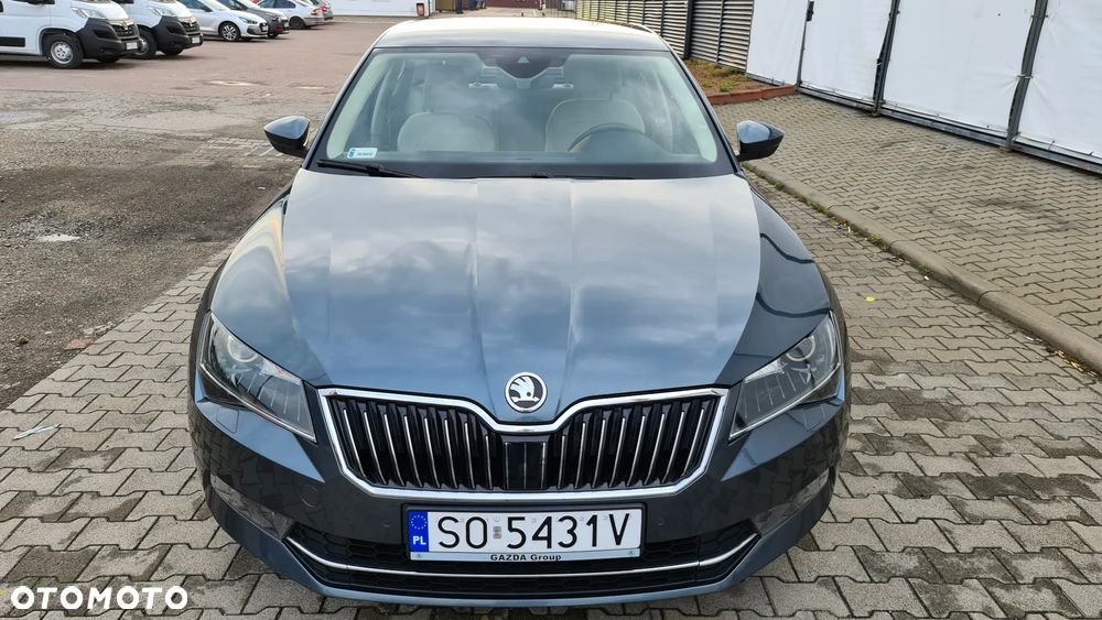 Skoda Superb 2.0 TDI Style DSG - 1