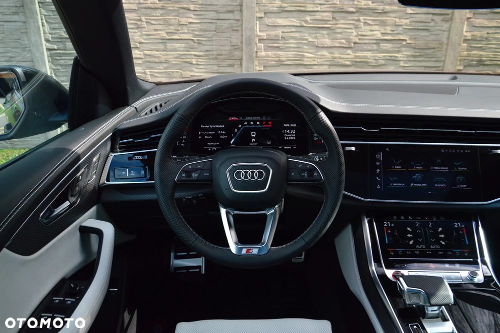 Audi SQ8 - 30