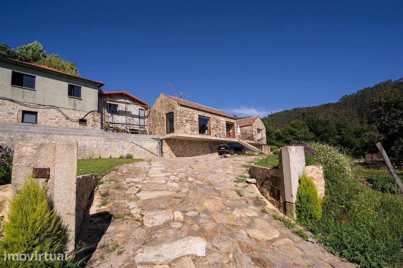Moradia T3 Venda em Ossela,Oliveira de Azeméis - Grande imagem: 2/57