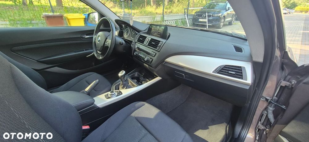 BMW Seria 1 116i - 17