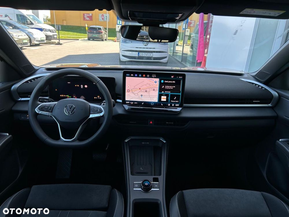 Volkswagen T-Roc - 4