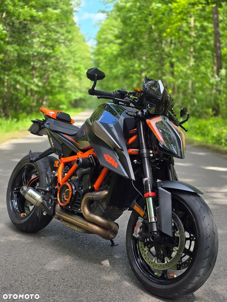 KTM Super Duke - 1