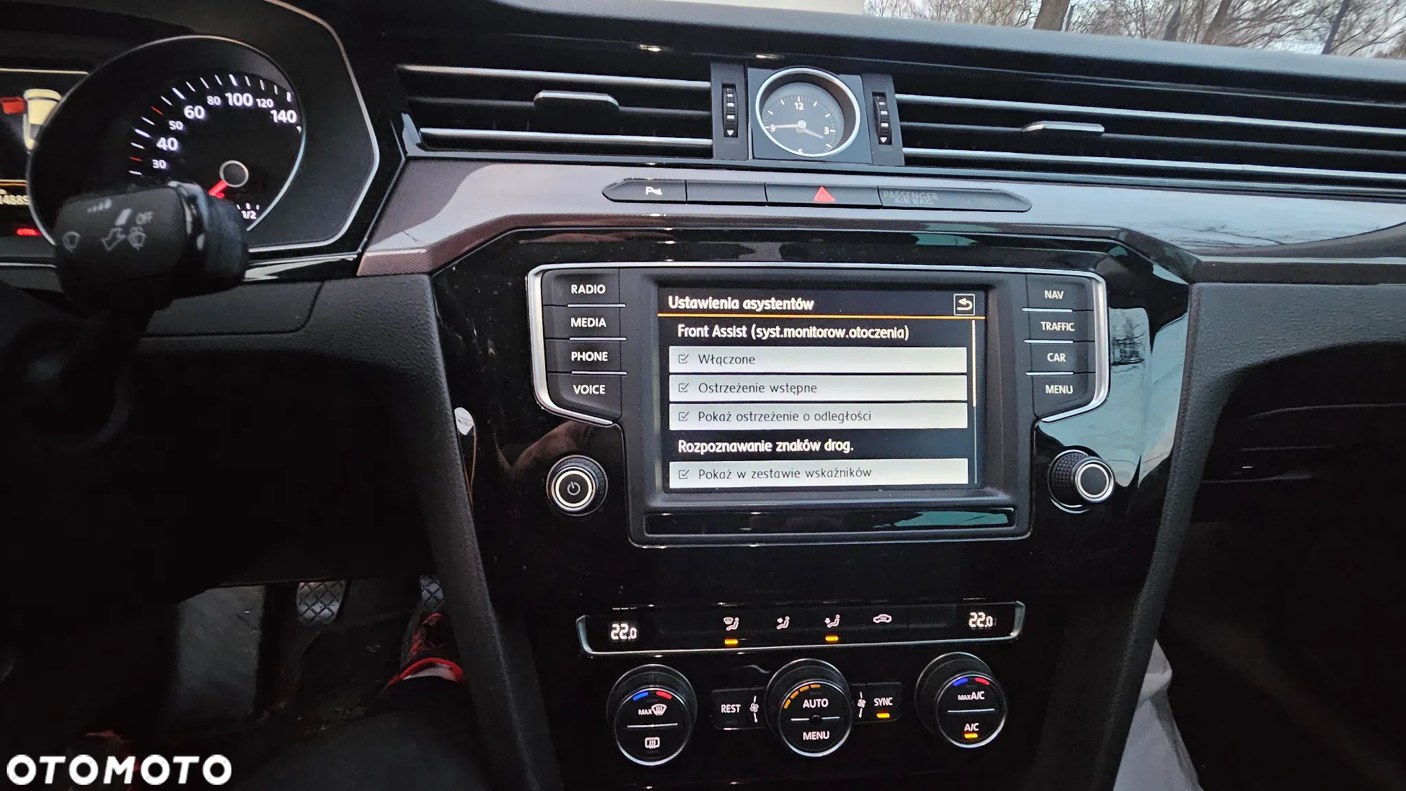 Volkswagen Passat 1.8 TSI BMT Comfortline - 11