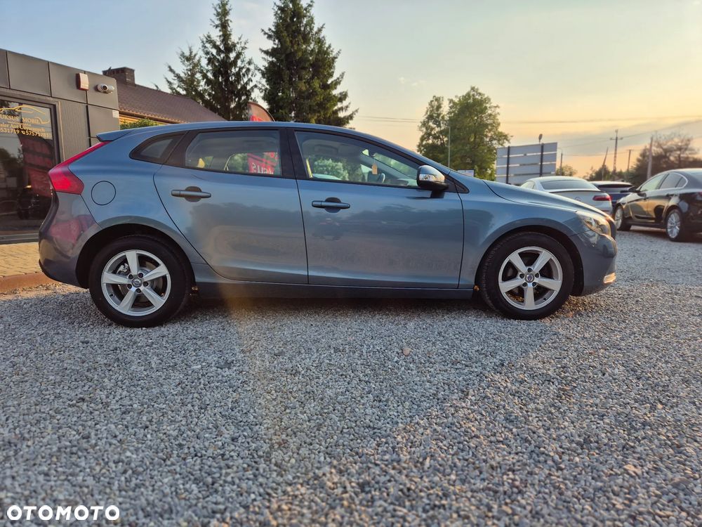 Volvo V40 - 21