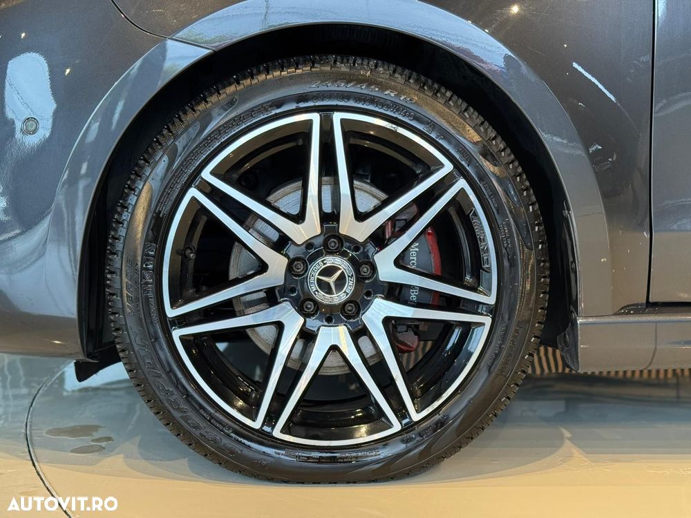 Mercedes-Benz V - 13