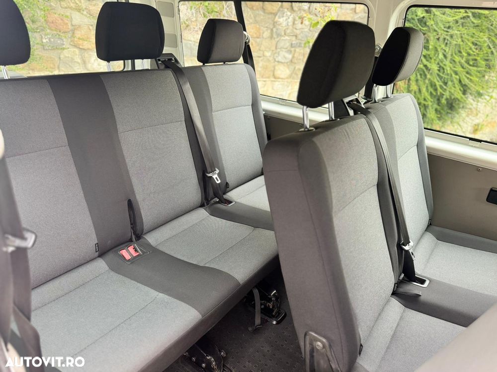 Volkswagen Transporter - 3