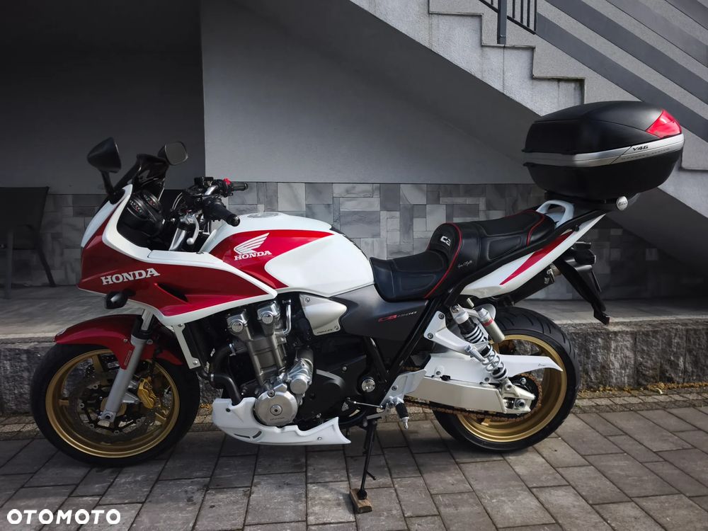 Honda CB - 2