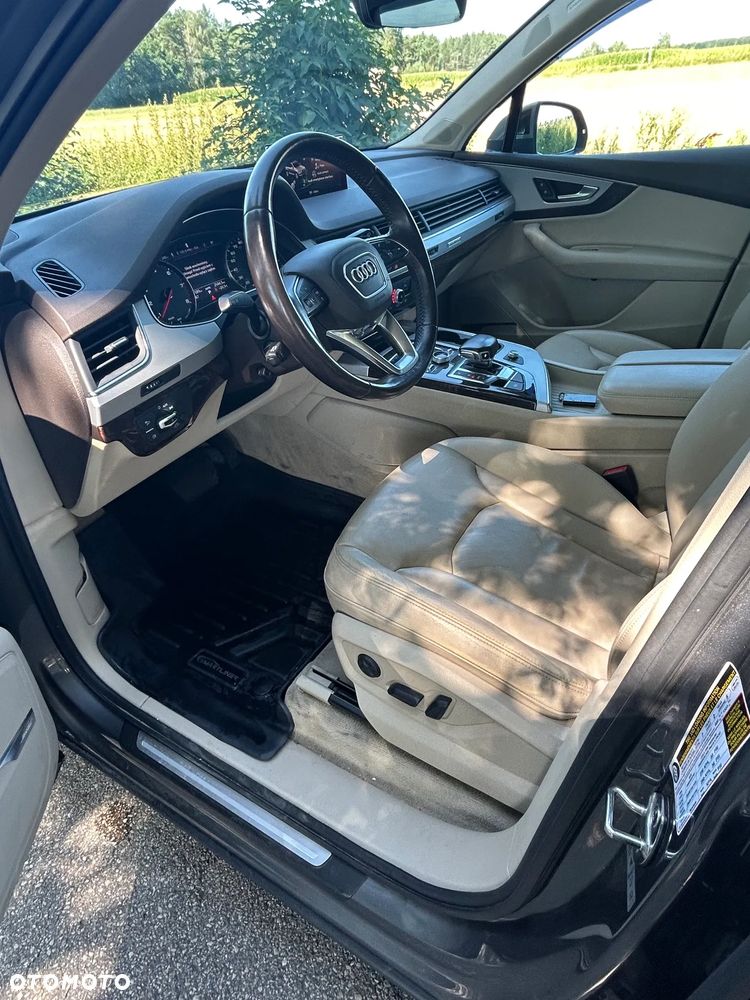 Audi Q7 - 8