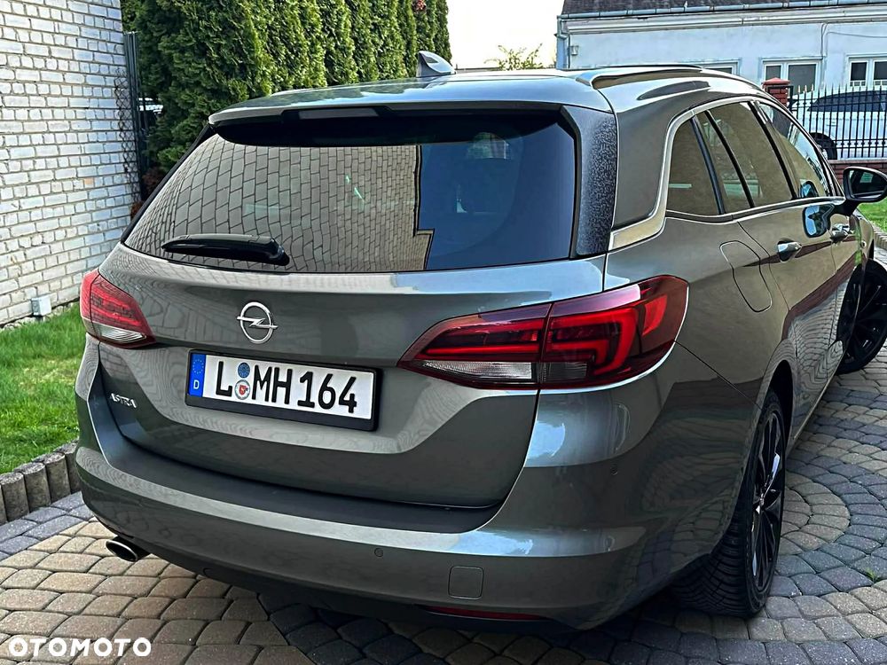 Opel Astra 1.6 CDTI Elite S&S - 11