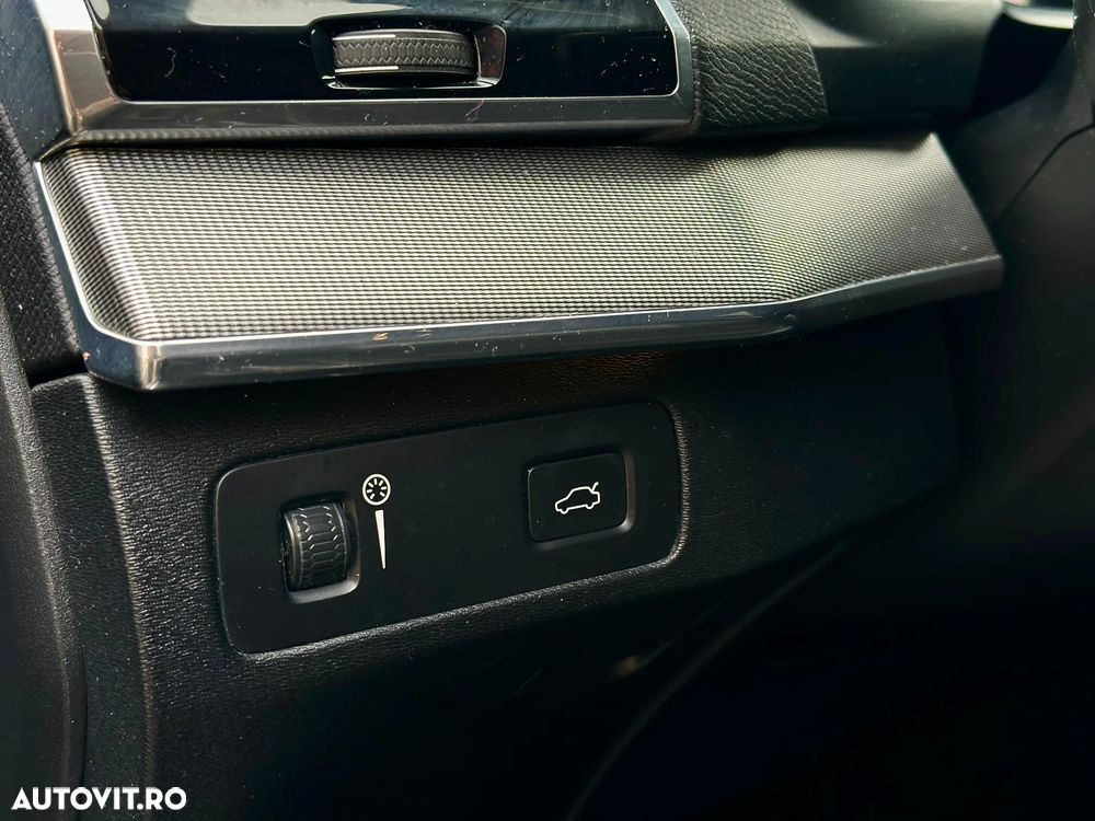 Volvo XC 90 D5 AWD Inscription - 23