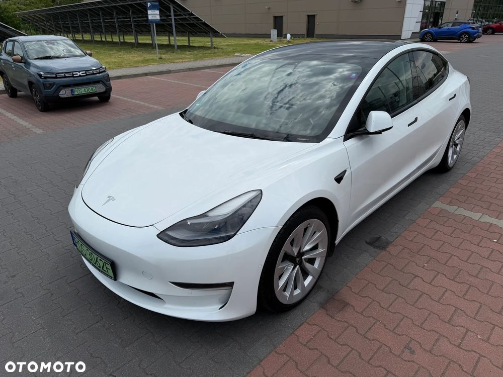 Tesla Model 3 Langstreckenbatterie Allradantrieb Dual Motor - 1