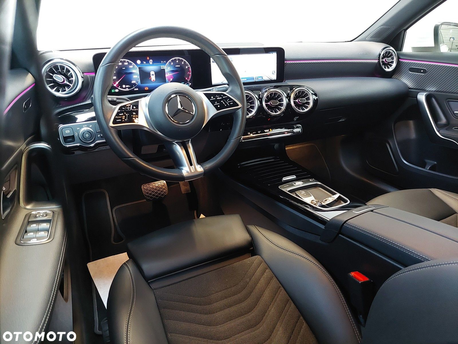 Mercedes-Benz Klasa A 200 Progressive 7G-DCT - 21