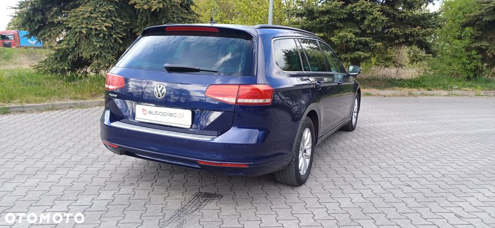 Volkswagen Passat 2.0 TDI BlueMotion Technology Highline - 20