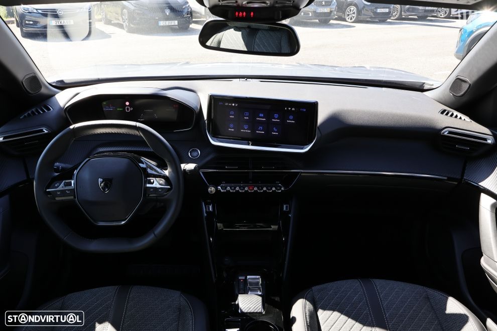 Peugeot e-2008 54 kWh Allure - 10