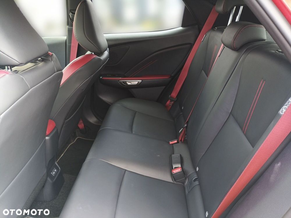 Lexus LBX - 15