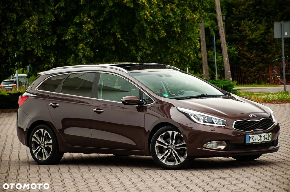 Kia Ceed 1.6 CRDi 136 DCT ISG Platinum Edition - 3