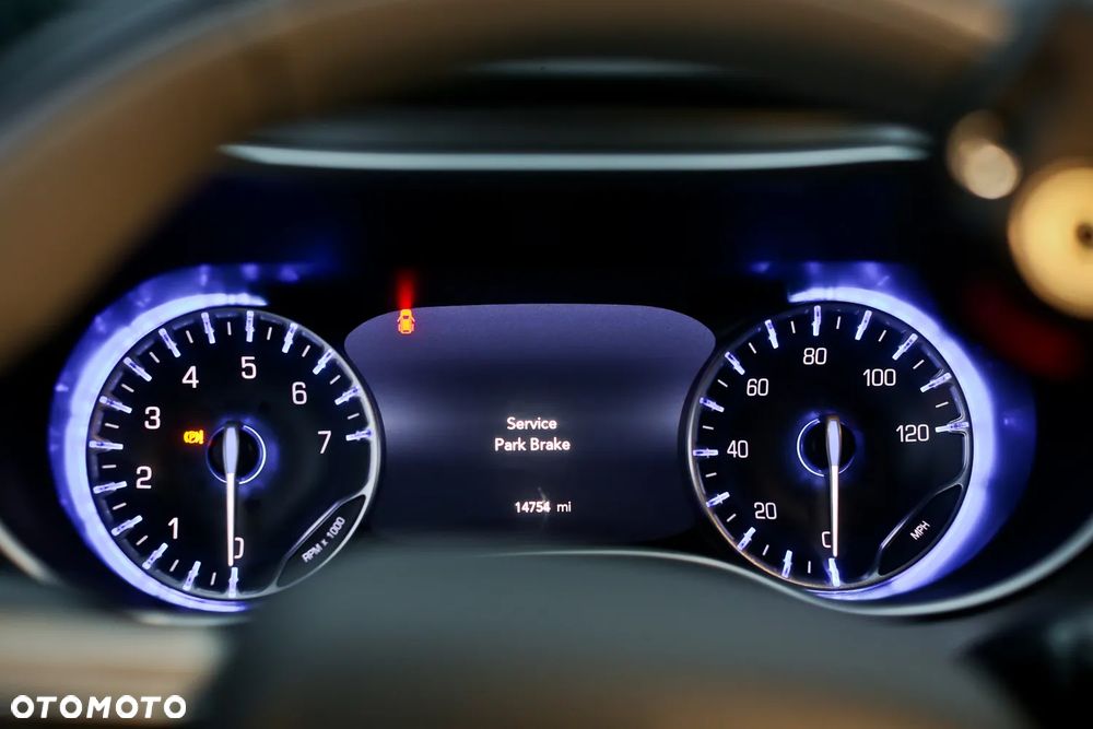 Chrysler Pacifica - 28