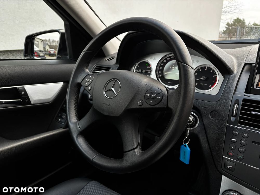 Mercedes-Benz Klasa C 180 Kompressor Avantgarde - 34