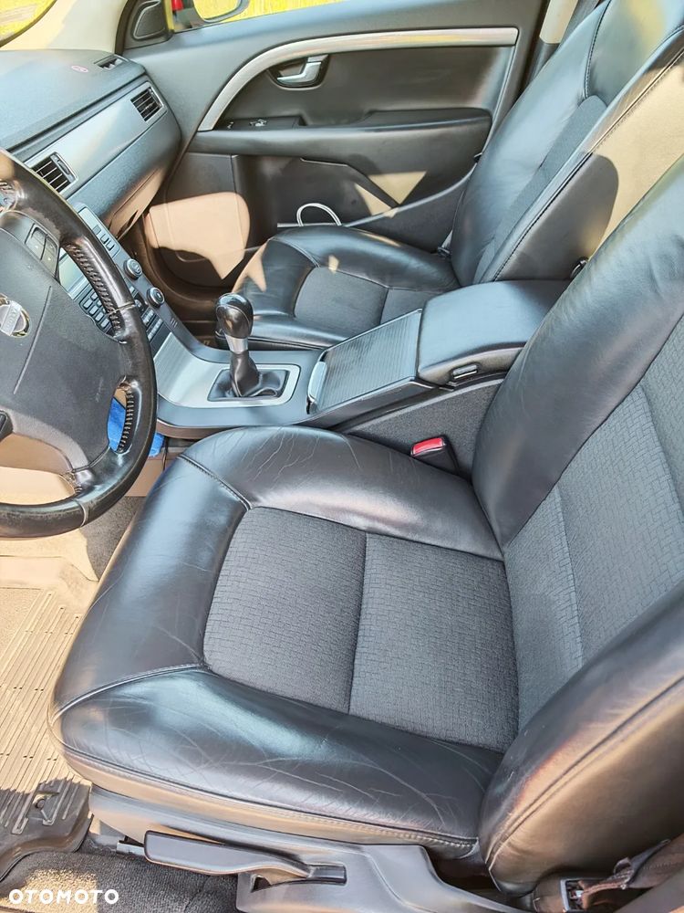 Volvo V70 2.0 - 30