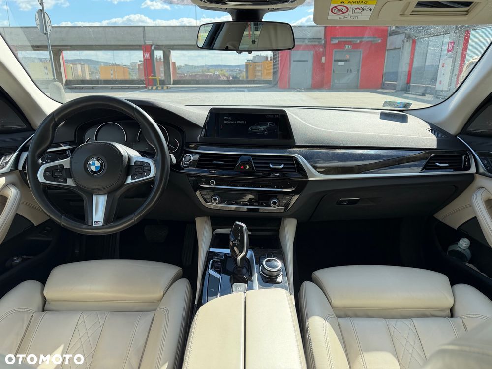 BMW Seria 5 520d - 14
