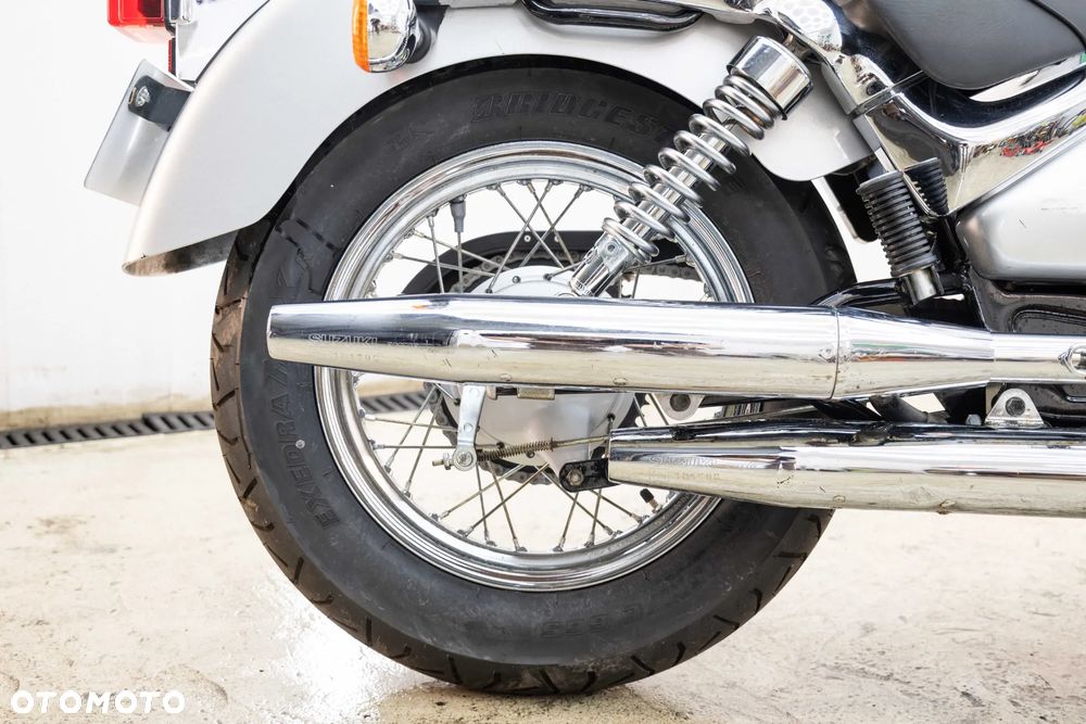 Suzuki Intruder - 33