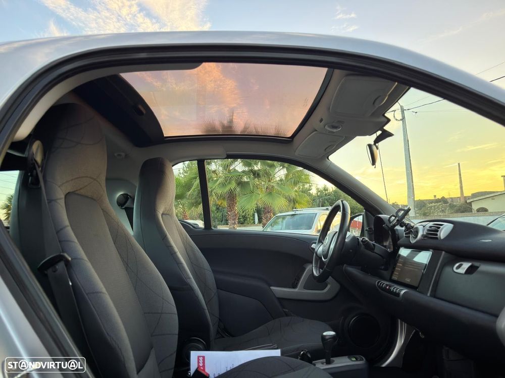 Smart ForTwo Coupé 1.0 mhd Pure 71 - 12