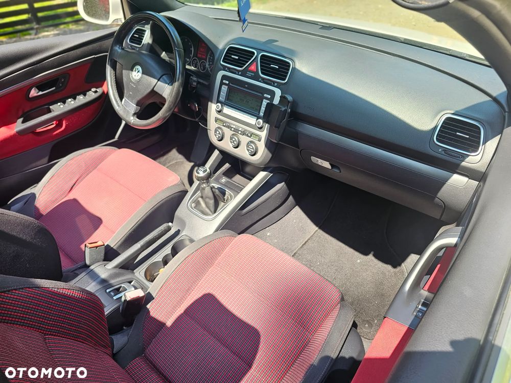 Volkswagen Eos 2.0 FSI Individual Chrom - 16