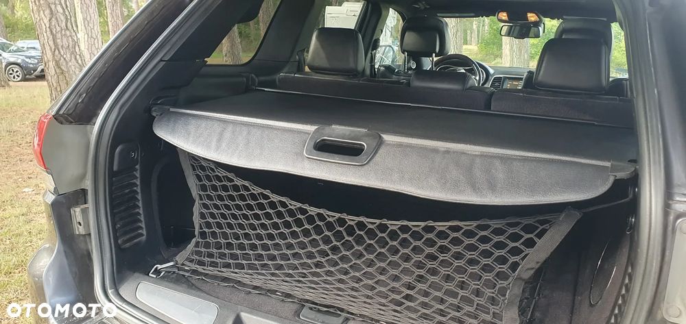 Jeep Grand Cherokee 5.7 V8 HEMI Summit - 38