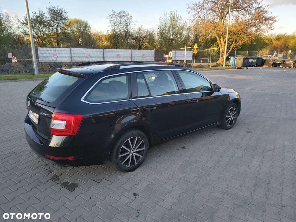 Skoda Octavia 2.0 TDI SCR Style DSG - 6