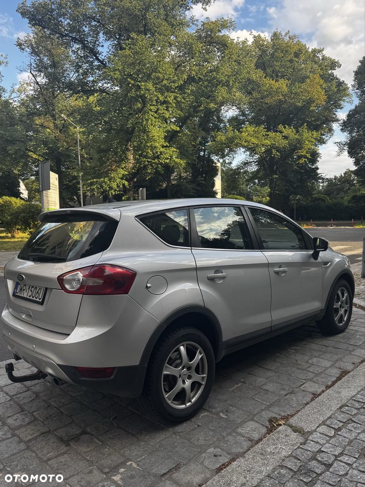 Ford Kuga - 4