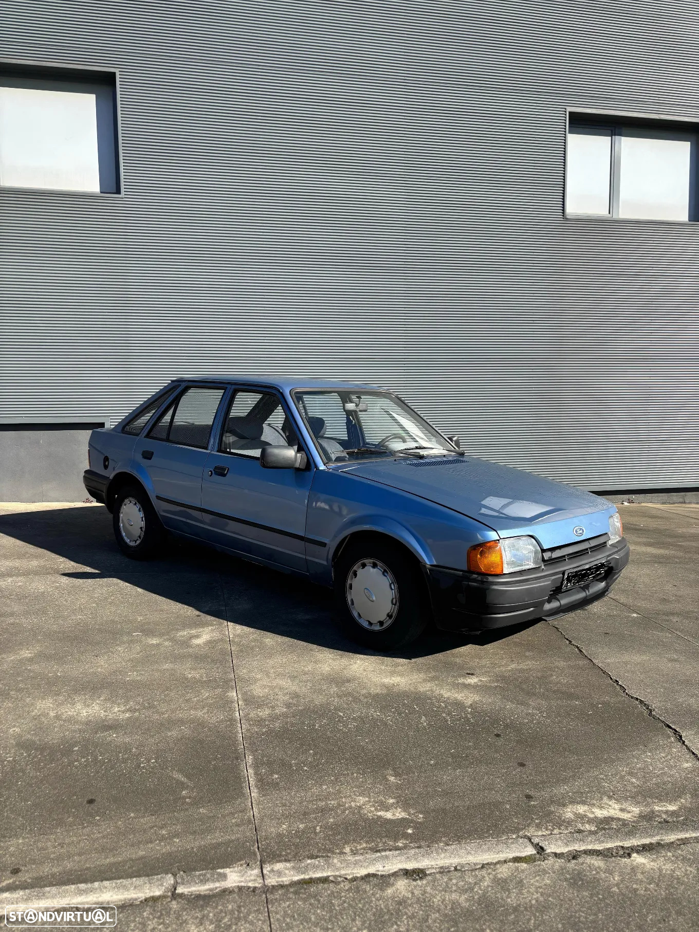 Ford Escort 1.3 CL - 4