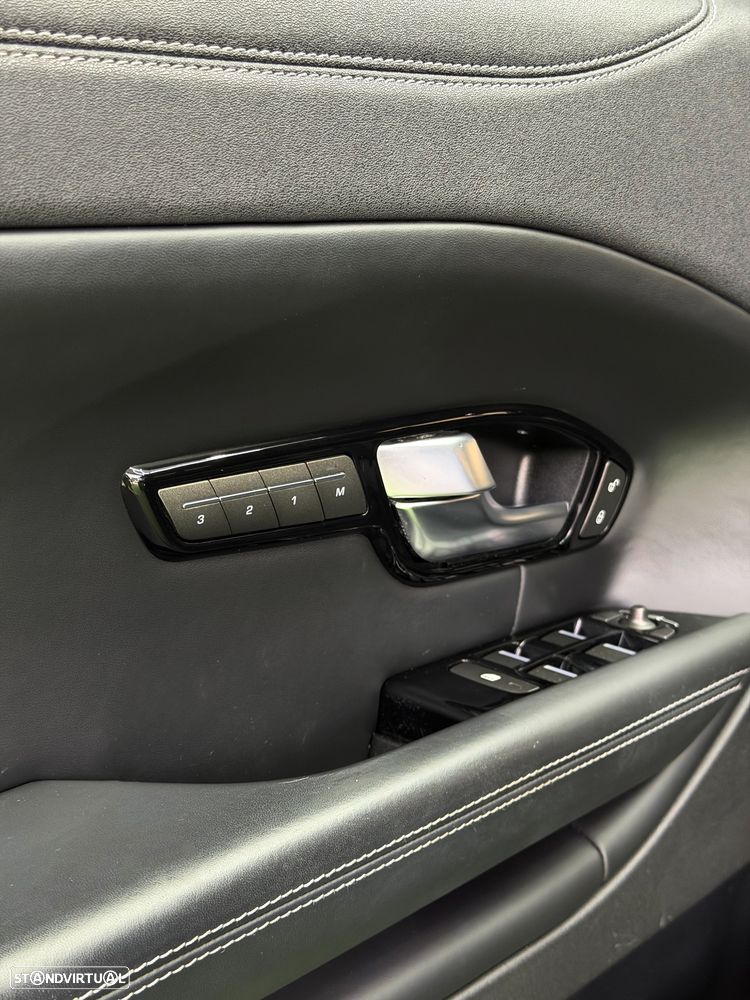 Land Rover Range Rover Evoque D180 R-Dynamic HSE - 5