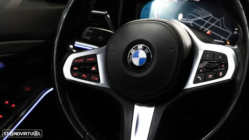 BMW 320 d Touring xDrive Aut. Edition M Sport Shadow - 24