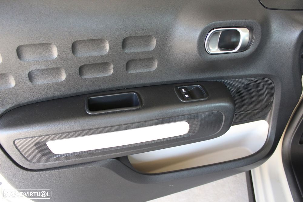 Citroën C3 1.2 PureTech Plus - 15