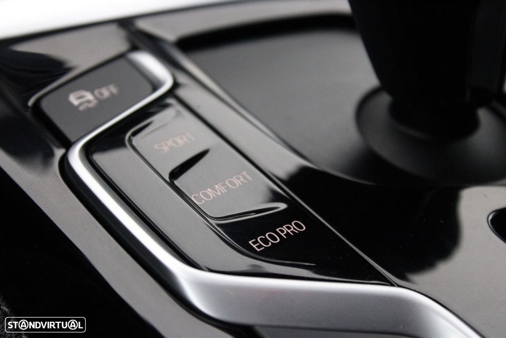 BMW 520 d Line Luxury Auto - 26