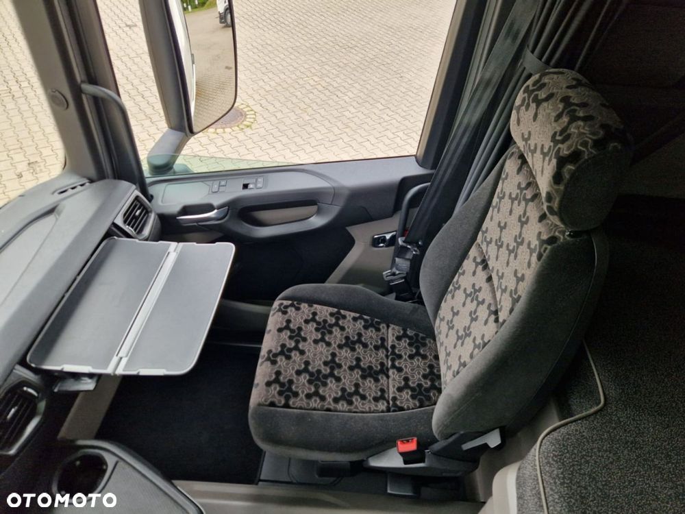 Scania Stare Zegary, Klima Postojowa / Dealer Scania Nada - 16