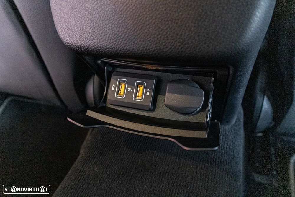 Mercedes-Benz C 300 d AMG Line - 23