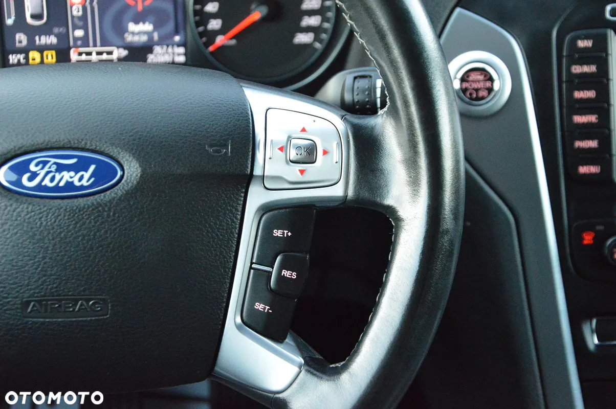 Ford Mondeo 2.0 TDCi Titanium - 17