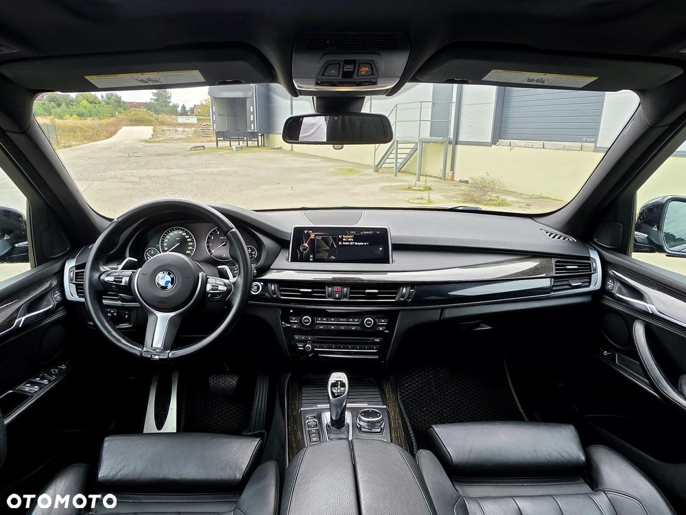 BMW X5 xDrive50i - 15