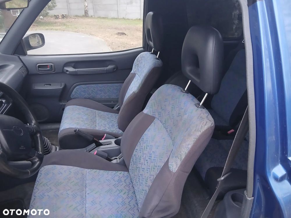 Toyota RAV4 2.0 Fun - 11