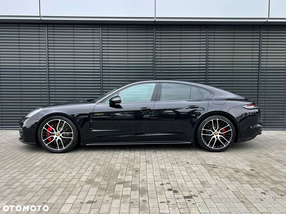 Porsche Panamera - 3