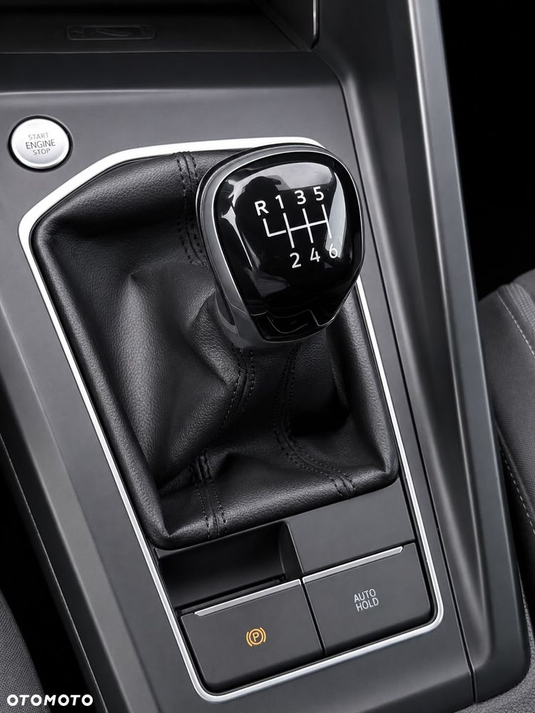 Volkswagen Golf 1.5 TSI EVO Style - 34