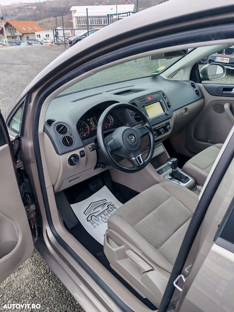 Volkswagen Golf Plus 2.0 TDI DSG Comfortline - 14